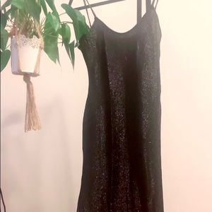 Sparkly, mid thigh bodycon w spaghetti straps